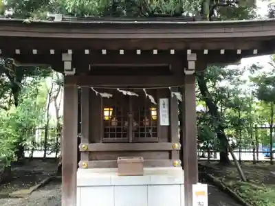 神明社の末社・摂社