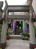 烏森神社の鳥居