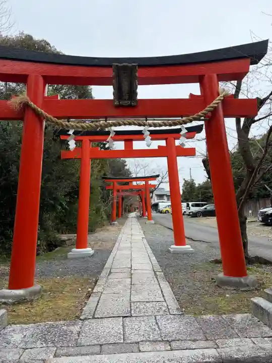 吉田神社の{uncategorized: "未分類", other: "その他", undefined: "問題あり", building: "その他建物", grave: "お墓", sacred_gate: "鳥居", guardian: "狛犬", statue: "像", buddha: "仏像", history: "歴史", nature: "自然", garden: "庭園", animal: "動物", pagoda: "塔", temizu: "手水舎", mountain_gate: "山門・神門", sanctuary: "本殿・本堂", subordinate: "末社・摂社", art: "芸術", scenery: "景色", jizo: "地蔵", ema: "絵馬", goshuin: "御朱印", omikuji: "おみくじ", items: "授与品その他", amulet: "お守り", goshuincho: "御朱印帳", eats: "食事", festival: "お祭り", votive_dance: "神楽", shichigosan: "七五三参", wedding: "結婚式", experience: "体験その他", initially: "初詣", around: "周辺", anti_infection: "感染症対策"}