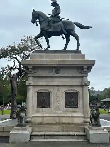 宮城縣護國神社の像