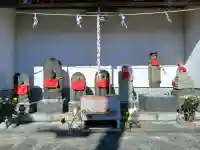 豊栄稲荷神社の{uncategorized: "未分類", other: "その他", undefined: "問題あり", building: "その他建物", grave: "お墓", sacred_gate: "鳥居", guardian: "狛犬", statue: "像", buddha: "仏像", history: "歴史", nature: "自然", garden: "庭園", animal: "動物", pagoda: "塔", temizu: "手水舎", mountain_gate: "山門・神門", sanctuary: "本殿・本堂", subordinate: "末社・摂社", art: "芸術", scenery: "景色", jizo: "地蔵", ema: "絵馬", goshuin: "御朱印", omikuji: "おみくじ", items: "授与品その他", amulet: "お守り", goshuincho: "御朱印帳", eats: "食事", festival: "お祭り", votive_dance: "神楽", shichigosan: "七五三参", wedding: "結婚式", experience: "体験その他", initially: "初詣", around: "周辺", anti_infection: "感染症対策"}