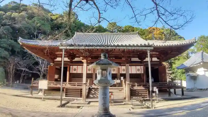 霊山寺の本殿・本堂