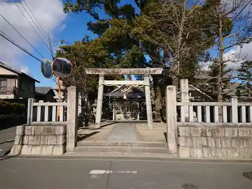 白山社の鳥居