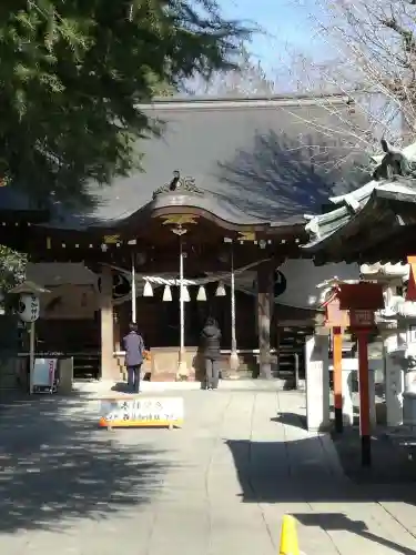 草加神社の本殿