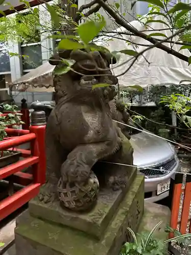 三崎稲荷神社の狛犬