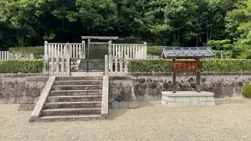 元正天皇陵（奈保山西陵）(奈良県)