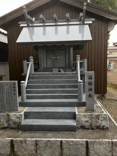 嘉母神社の末社