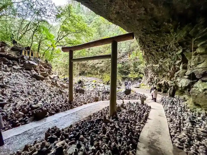 天安河原宮(宮崎県)