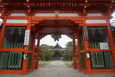 新日吉神宮の山門・神門