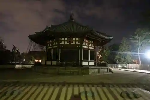 興福寺の本殿・本堂