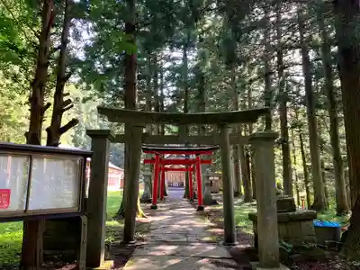 岡谷稲荷神社(岩手県)