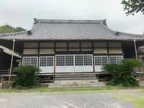 全保寺の本殿・本堂