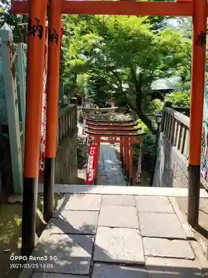花園稲荷神社の鳥居