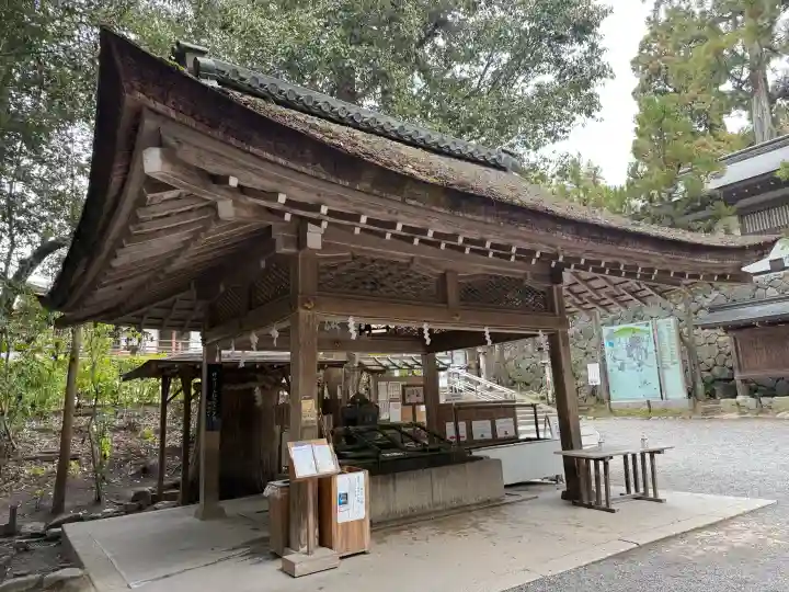 大神神社の{uncategorized: "未分類", other: "その他", undefined: "問題あり", building: "その他建物", grave: "お墓", sacred_gate: "鳥居", guardian: "狛犬", statue: "像", buddha: "仏像", history: "歴史", nature: "自然", garden: "庭園", animal: "動物", pagoda: "塔", temizu: "手水舎", mountain_gate: "山門・神門", sanctuary: "本殿・本堂", subordinate: "末社・摂社", art: "芸術", scenery: "景色", jizo: "地蔵", ema: "絵馬", goshuin: "御朱印", omikuji: "おみくじ", items: "授与品その他", amulet: "お守り", goshuincho: "御朱印帳", eats: "食事", festival: "お祭り", votive_dance: "神楽", shichigosan: "七五三参", wedding: "結婚式", experience: "体験その他", initially: "初詣", around: "周辺", anti_infection: "感染症対策"}