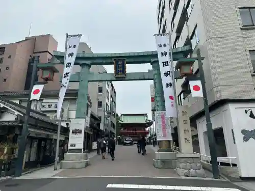 神田神社（神田明神）の{uncategorized: "未分類", other: "その他", undefined: "問題あり", building: "その他建物", grave: "お墓", sacred_gate: "鳥居", guardian: "狛犬", statue: "像", buddha: "仏像", history: "歴史", nature: "自然", garden: "庭園", animal: "動物", pagoda: "塔", temizu: "手水舎", mountain_gate: "山門・神門", sanctuary: "本殿・本堂", subordinate: "末社・摂社", art: "芸術", scenery: "景色", jizo: "地蔵", ema: "絵馬", goshuin: "御朱印", omikuji: "おみくじ", items: "授与品その他", amulet: "お守り", goshuincho: "御朱印帳", eats: "食事", festival: "お祭り", votive_dance: "神楽", shichigosan: "七五三参", wedding: "結婚式", experience: "体験その他", initially: "初詣", around: "周辺", anti_infection: "感染症対策"}