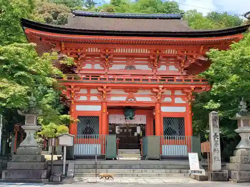 長等神社の山門・神門