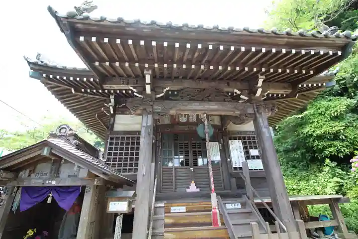 星井寺(虚空蔵堂)の本殿・本堂
