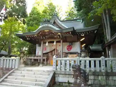 湯泉神社の本殿・本堂