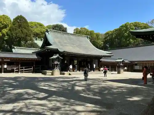 武蔵一宮氷川神社の{uncategorized: "未分類", other: "その他", undefined: "問題あり", building: "その他建物", grave: "お墓", sacred_gate: "鳥居", guardian: "狛犬", statue: "像", buddha: "仏像", history: "歴史", nature: "自然", garden: "庭園", animal: "動物", pagoda: "塔", temizu: "手水舎", mountain_gate: "山門・神門", sanctuary: "本殿・本堂", subordinate: "末社・摂社", art: "芸術", scenery: "景色", jizo: "地蔵", ema: "絵馬", goshuin: "御朱印", omikuji: "おみくじ", items: "授与品その他", amulet: "お守り", goshuincho: "御朱印帳", eats: "食事", festival: "お祭り", votive_dance: "神楽", shichigosan: "七五三参", wedding: "結婚式", experience: "体験その他", initially: "初詣", around: "周辺", anti_infection: "感染症対策"}