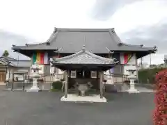 瑠璃光寺の本殿