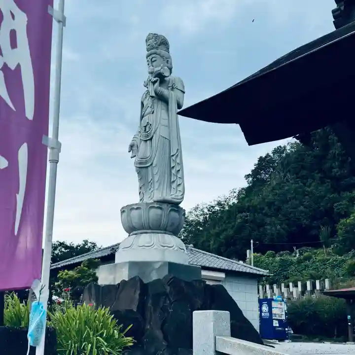 埼玉厄除け開運大師・龍泉寺(切り絵御朱印発祥の寺)(埼玉県)