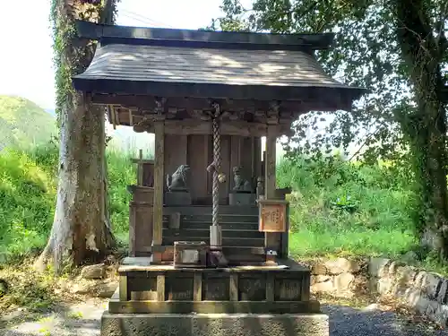 三輪神社の末社