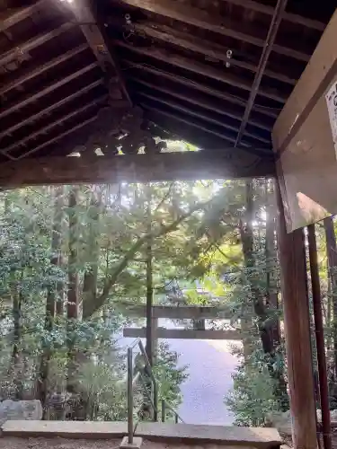 建水分神社の{uncategorized: "未分類", other: "その他", undefined: "問題あり", building: "その他建物", grave: "お墓", sacred_gate: "鳥居", guardian: "狛犬", statue: "像", buddha: "仏像", history: "歴史", nature: "自然", garden: "庭園", animal: "動物", pagoda: "塔", temizu: "手水舎", mountain_gate: "山門・神門", sanctuary: "本殿・本堂", subordinate: "末社・摂社", art: "芸術", scenery: "景色", jizo: "地蔵", ema: "絵馬", goshuin: "御朱印", omikuji: "おみくじ", items: "授与品その他", amulet: "お守り", goshuincho: "御朱印帳", eats: "食事", festival: "お祭り", votive_dance: "神楽", shichigosan: "七五三参", wedding: "結婚式", experience: "体験その他", initially: "初詣", around: "周辺", anti_infection: "感染症対策"}