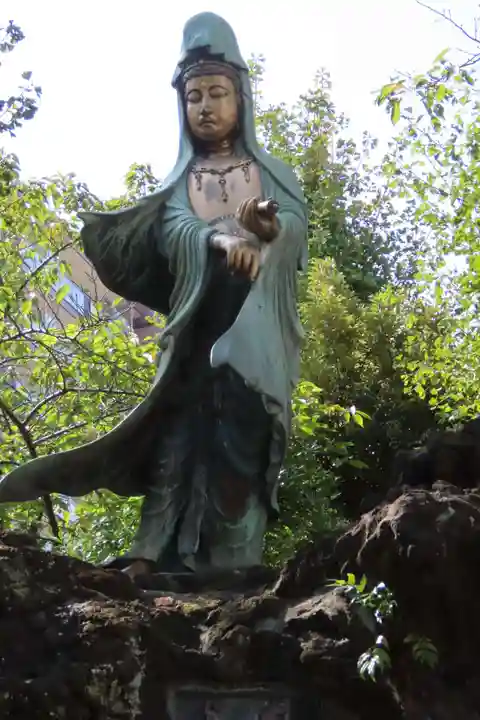 吉原弁財天本宮(吉原神社奥宮)の仏像