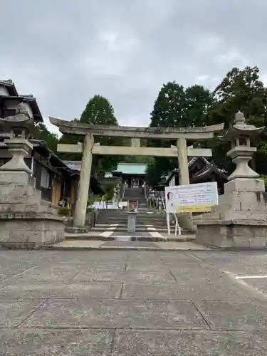 白國神社の鳥居