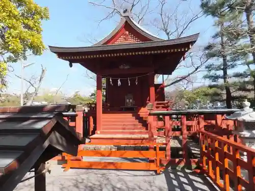 鶴岡八幡宮の本殿