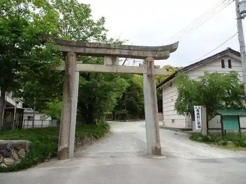 賣布神社の鳥居