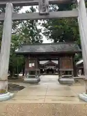 八重垣神社の山門