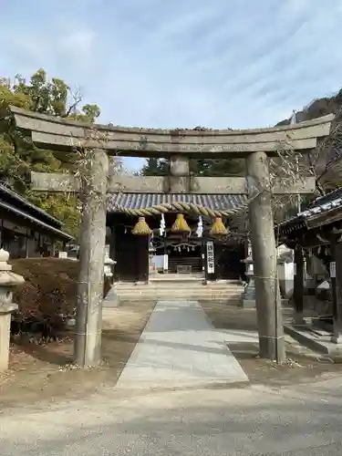 糸碕神社の鳥居