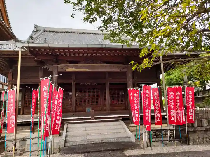 味鏡山 護國院の本殿・本堂