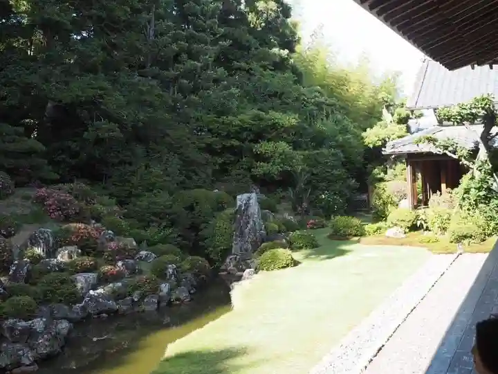 井伊谷宮の庭園