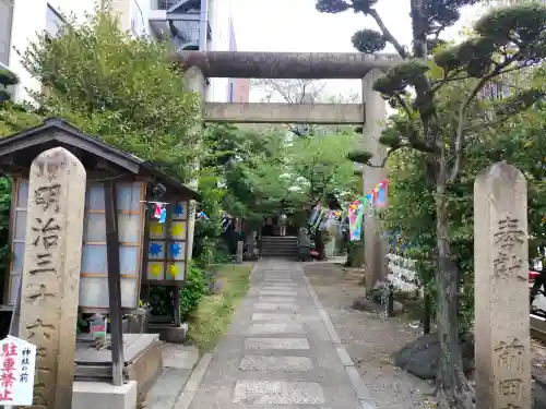 多賀神社の{uncategorized: "未分類", other: "その他", undefined: "問題あり", building: "その他建物", grave: "お墓", sacred_gate: "鳥居", guardian: "狛犬", statue: "像", buddha: "仏像", history: "歴史", nature: "自然", garden: "庭園", animal: "動物", pagoda: "塔", temizu: "手水舎", mountain_gate: "山門・神門", sanctuary: "本殿・本堂", subordinate: "末社・摂社", art: "芸術", scenery: "景色", jizo: "地蔵", ema: "絵馬", goshuin: "御朱印", omikuji: "おみくじ", items: "授与品その他", amulet: "お守り", goshuincho: "御朱印帳", eats: "食事", festival: "お祭り", votive_dance: "神楽", shichigosan: "七五三参", wedding: "結婚式", experience: "体験その他", initially: "初詣", around: "周辺", anti_infection: "感染症対策"}