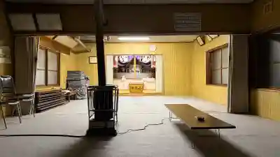 水無山神神社の{uncategorized: "未分類", other: "その他", undefined: "問題あり", building: "その他建物", grave: "お墓", sacred_gate: "鳥居", guardian: "狛犬", statue: "像", buddha: "仏像", history: "歴史", nature: "自然", garden: "庭園", animal: "動物", pagoda: "塔", temizu: "手水舎", mountain_gate: "山門・神門", sanctuary: "本殿・本堂", subordinate: "末社・摂社", art: "芸術", scenery: "景色", jizo: "地蔵", ema: "絵馬", goshuin: "御朱印", omikuji: "おみくじ", items: "授与品その他", amulet: "お守り", goshuincho: "御朱印帳", eats: "食事", festival: "お祭り", votive_dance: "神楽", shichigosan: "七五三参", wedding: "結婚式", experience: "体験その他", initially: "初詣", around: "周辺", anti_infection: "感染症対策"}