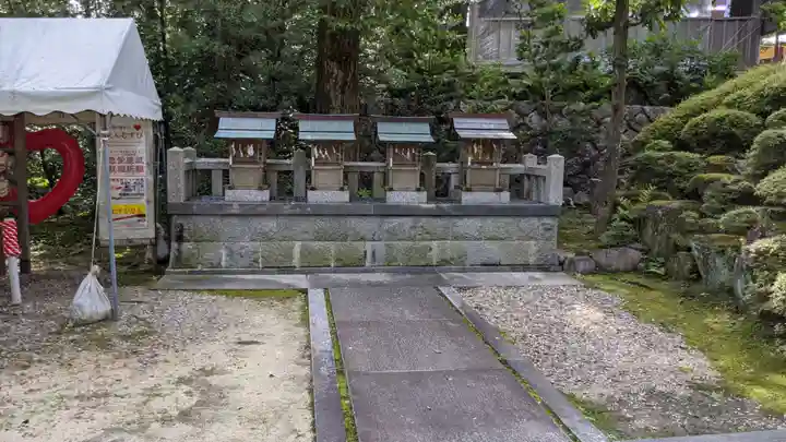 白山宮の末社・摂社