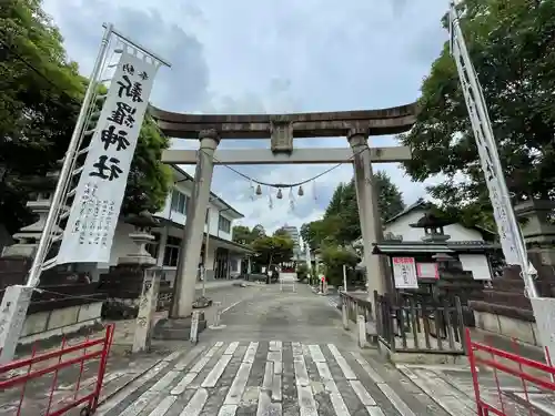 新羅神社の鳥居