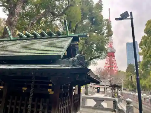 熊野神社の{uncategorized: "未分類", other: "その他", undefined: "問題あり", building: "その他建物", grave: "お墓", sacred_gate: "鳥居", guardian: "狛犬", statue: "像", buddha: "仏像", history: "歴史", nature: "自然", garden: "庭園", animal: "動物", pagoda: "塔", temizu: "手水舎", mountain_gate: "山門・神門", sanctuary: "本殿・本堂", subordinate: "末社・摂社", art: "芸術", scenery: "景色", jizo: "地蔵", ema: "絵馬", goshuin: "御朱印", omikuji: "おみくじ", items: "授与品その他", amulet: "お守り", goshuincho: "御朱印帳", eats: "食事", festival: "お祭り", votive_dance: "神楽", shichigosan: "七五三参", wedding: "結婚式", experience: "体験その他", initially: "初詣", around: "周辺", anti_infection: "感染症対策"}