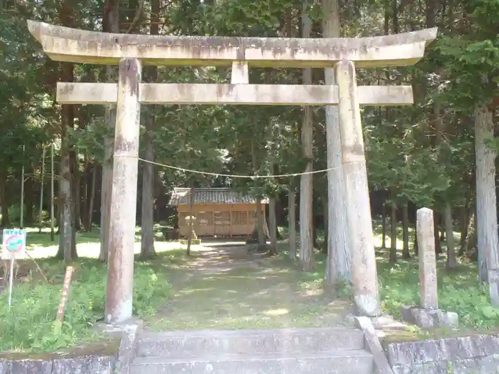 諏訪神社(岐阜県)