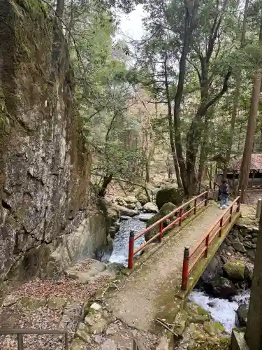 浄丸神社の{uncategorized: "未分類", other: "その他", undefined: "問題あり", building: "その他建物", grave: "お墓", sacred_gate: "鳥居", guardian: "狛犬", statue: "像", buddha: "仏像", history: "歴史", nature: "自然", garden: "庭園", animal: "動物", pagoda: "塔", temizu: "手水舎", mountain_gate: "山門・神門", sanctuary: "本殿・本堂", subordinate: "末社・摂社", art: "芸術", scenery: "景色", jizo: "地蔵", ema: "絵馬", goshuin: "御朱印", omikuji: "おみくじ", items: "授与品その他", amulet: "お守り", goshuincho: "御朱印帳", eats: "食事", festival: "お祭り", votive_dance: "神楽", shichigosan: "七五三参", wedding: "結婚式", experience: "体験その他", initially: "初詣", around: "周辺", anti_infection: "感染症対策"}