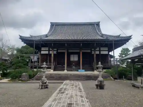 弘誓寺の本殿・本堂