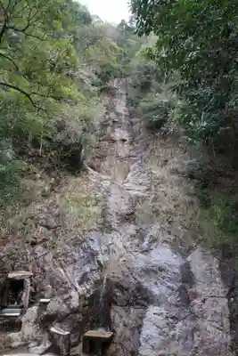 満願滝弁財天(大阪府)