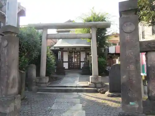 目白豊坂稲荷神社の鳥居
