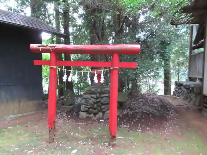 大戸里神社(東京都)