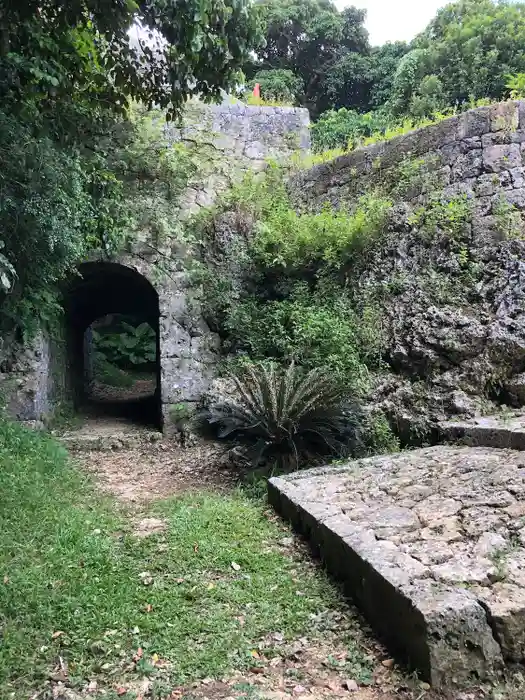 末吉宮の建物その他