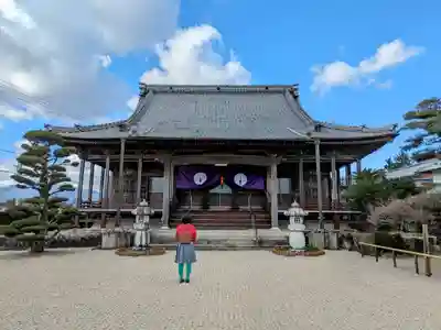 蓮行寺の本殿・本堂