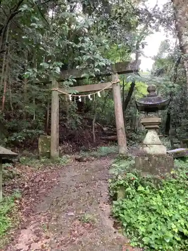 玉野御嶽神社の鳥居