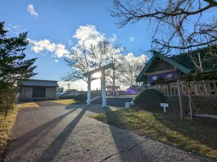 鳥取神社の庭園